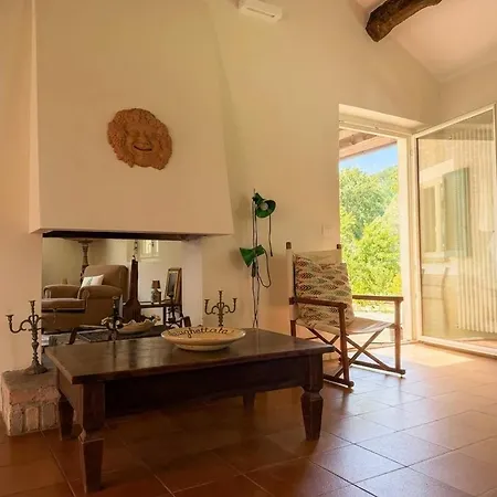 Homeby, Casale Bera